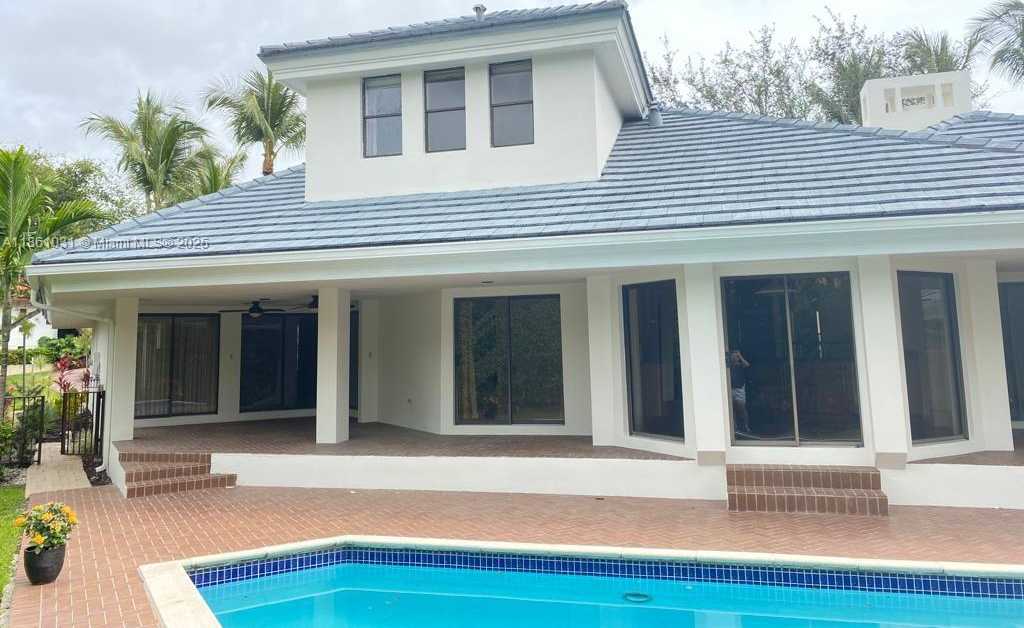 Small Image of 301 ISLA DORADA BLVD, Coral Gables Number 5