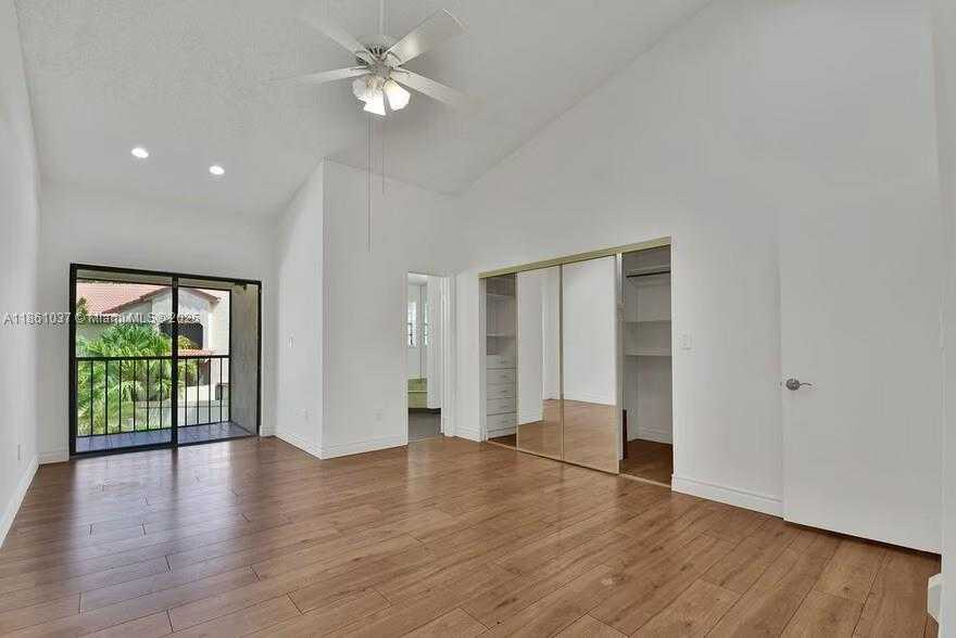 Small Image of 3501 MAGELLAN CIR #636, Aventura Number 18