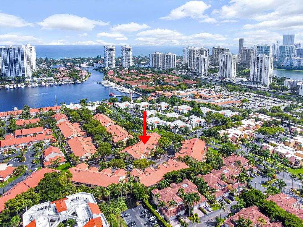 Small Image of 3501 MAGELLAN CIR #636, Aventura Number 39