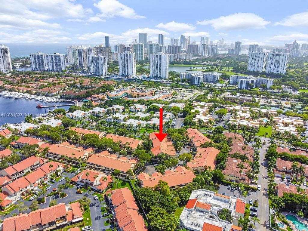 Small Image of 3501 MAGELLAN CIR #636, Aventura Number 40