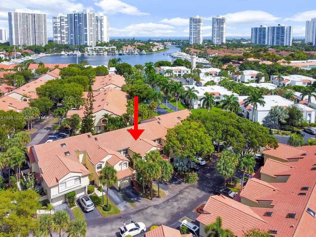 Small Image of 3501 MAGELLAN CIR #636, Aventura Number 46
