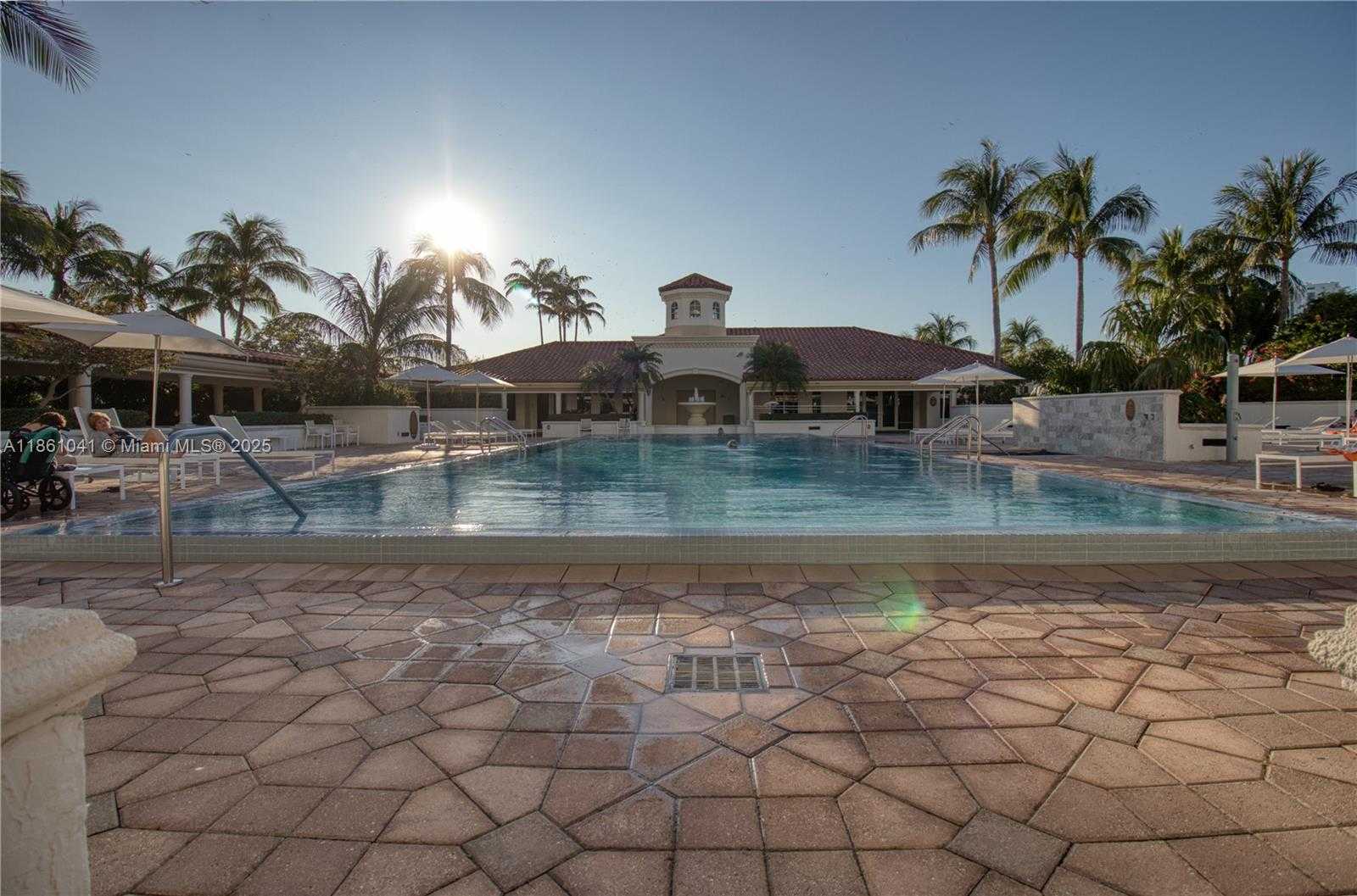 Small Image of 19900 EAST COUNTRY CLUB DR #TS06, Aventura Number 2
