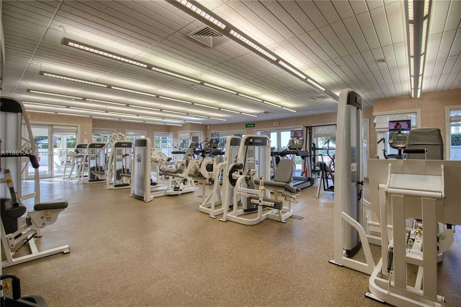 Small Image of 19900 EAST COUNTRY CLUB DR #TS06, Aventura Number 6