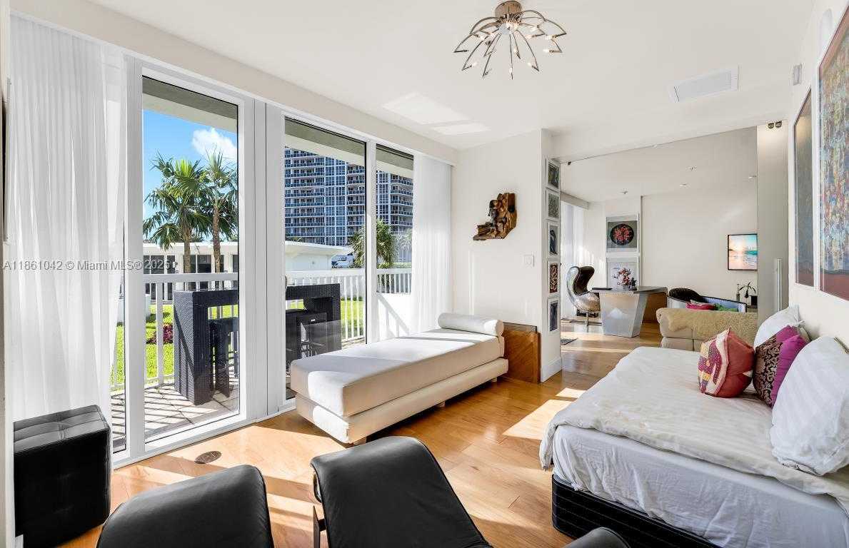Small Image of 10275 COLLINS AVE #102, Bal Harbour Number 12