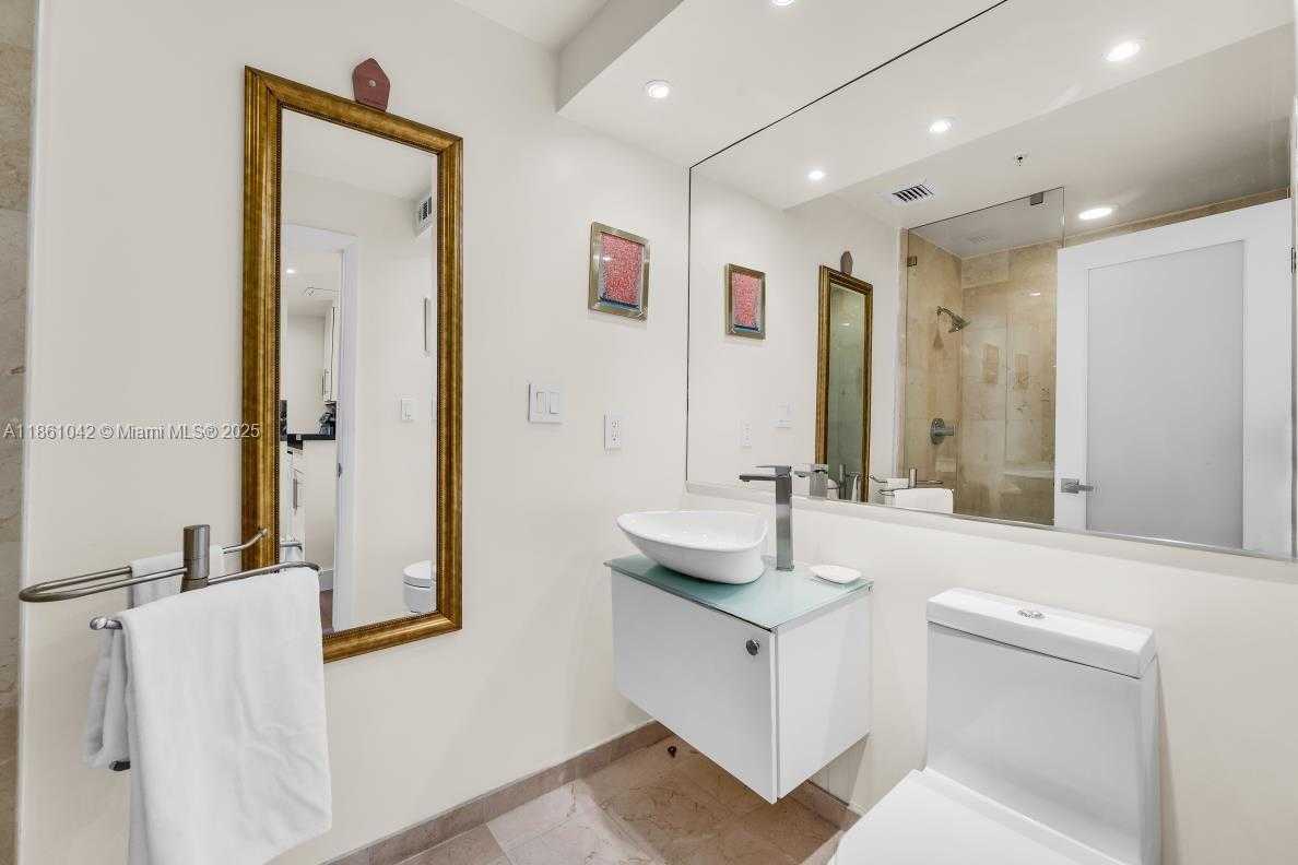 Small Image of 10275 COLLINS AVE #102, Bal Harbour Number 16