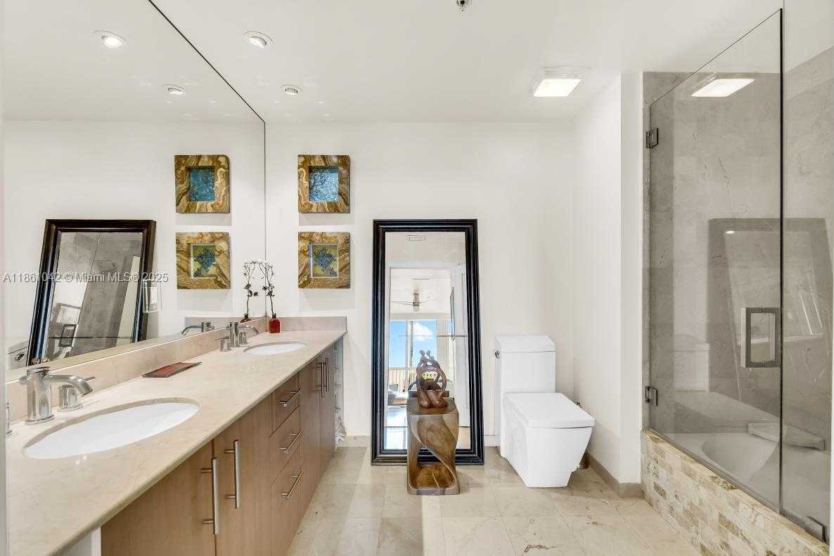 Small Image of 10275 COLLINS AVE #102, Bal Harbour Number 20