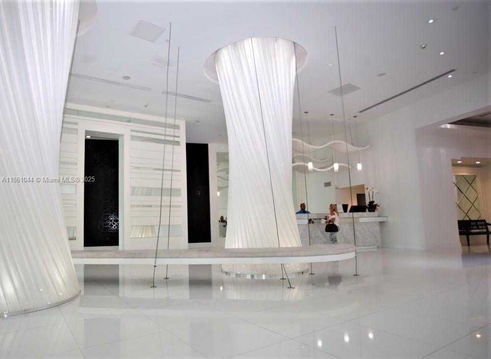 Small Image of 350 SOUTH MIAMI AVE #2105, Miami Number 20