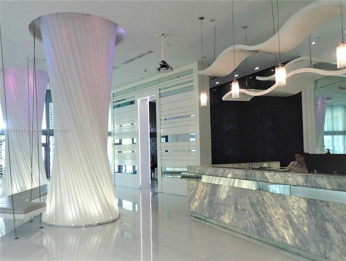 Small Image of 350 SOUTH MIAMI AVE #2105, Miami Number 21