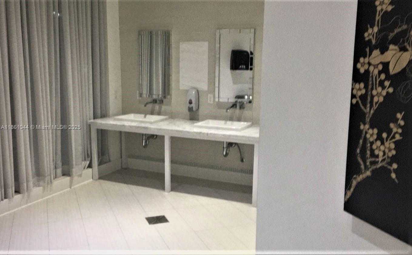 Small Image of 350 SOUTH MIAMI AVE #2105, Miami Number 70