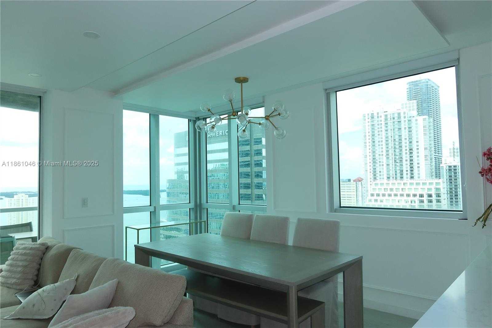 Small Image of 500 BRICKELL AVE #3902, Miami Number 27