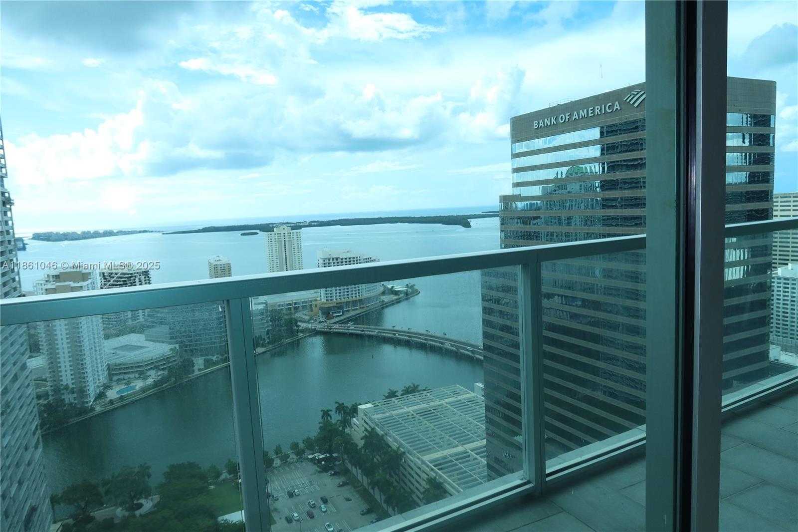 Small Image of 500 BRICKELL AVE #3902, Miami Number 4