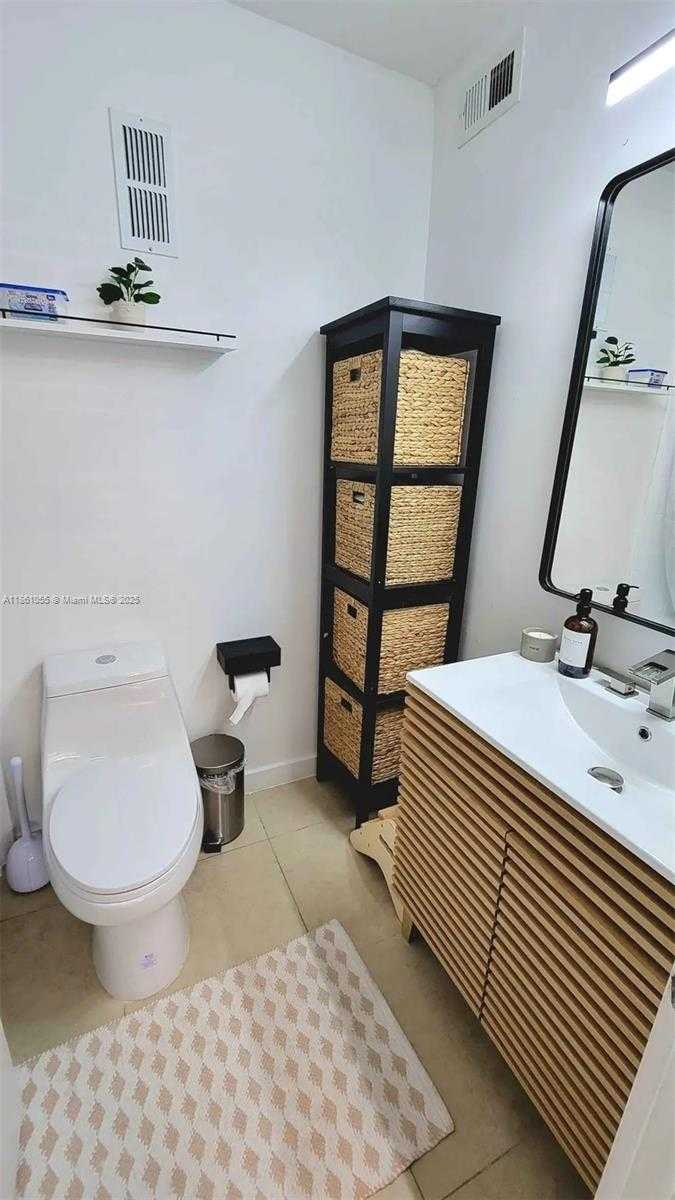 Small Image of 10670 SOUTH WEST 156TH PL #313, Miami Number 11
