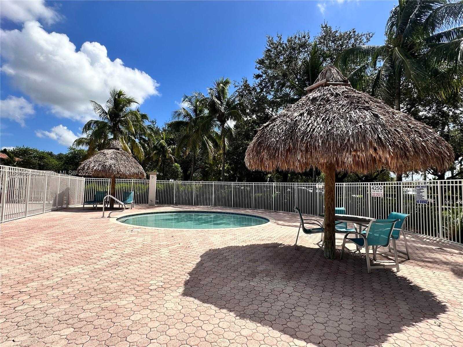 Small Image of 4366 MAHOGANY RIDGE DR, Weston Number 41