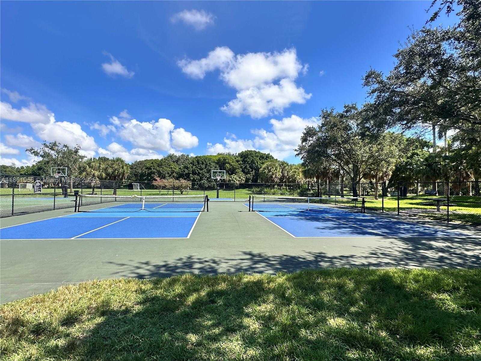 Small Image of 4366 MAHOGANY RIDGE DR, Weston Number 42