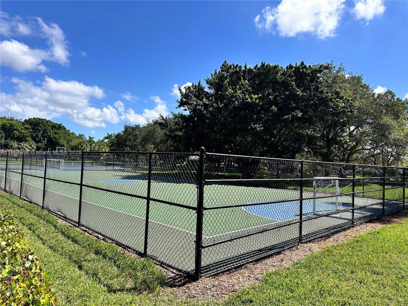Small Image of 4366 MAHOGANY RIDGE DR, Weston Number 44