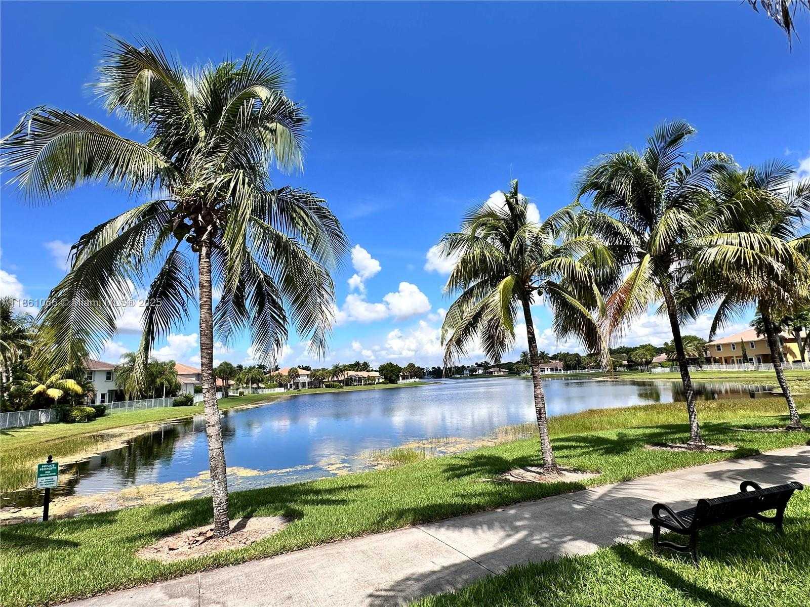 Small Image of 4366 MAHOGANY RIDGE DR, Weston Number 52