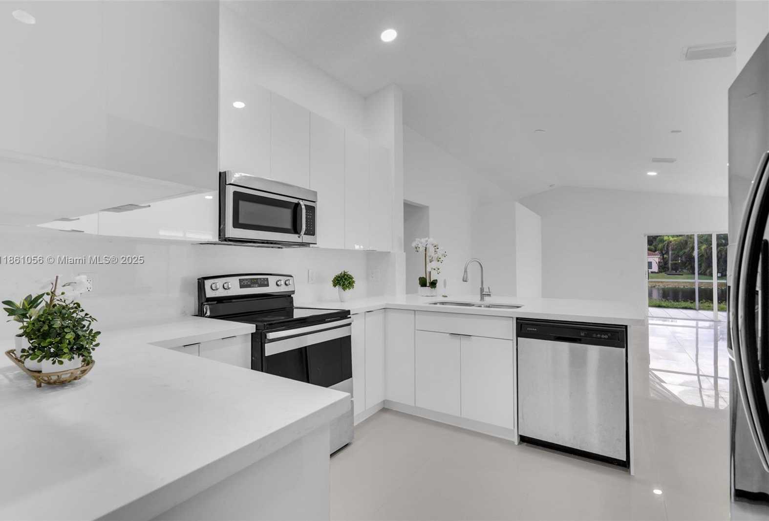 Small Image of 4366 MAHOGANY RIDGE DR, Weston Number 7