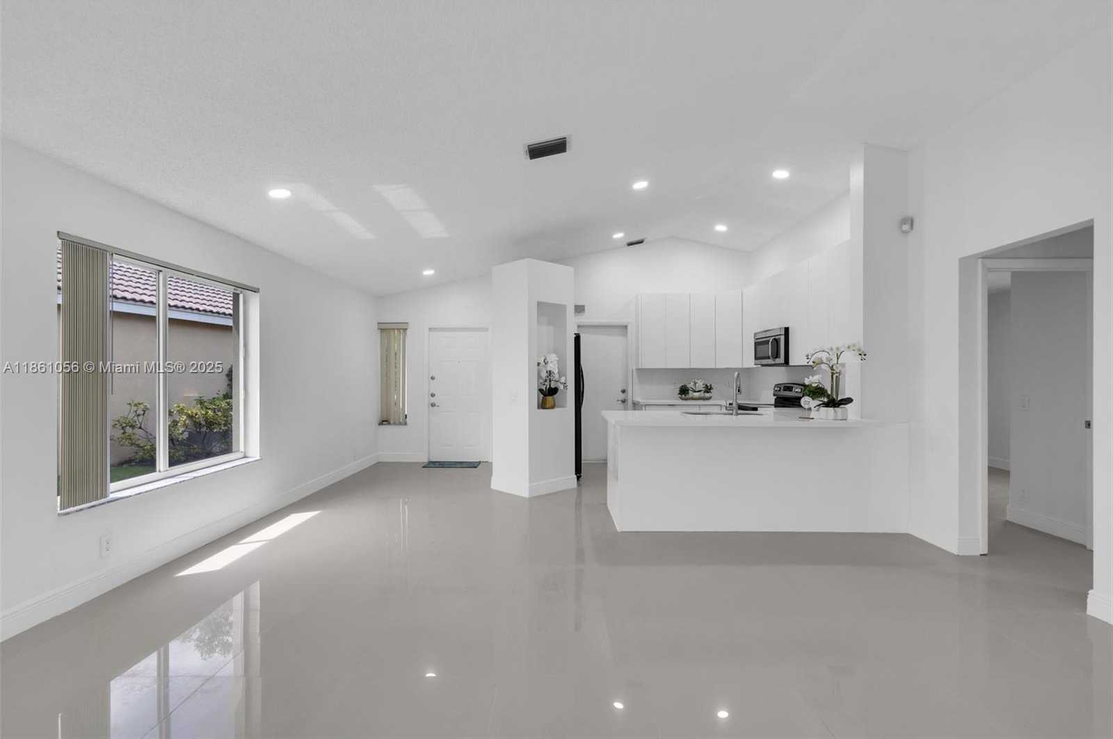 Small Image of 4366 MAHOGANY RIDGE DR, Weston Number 9