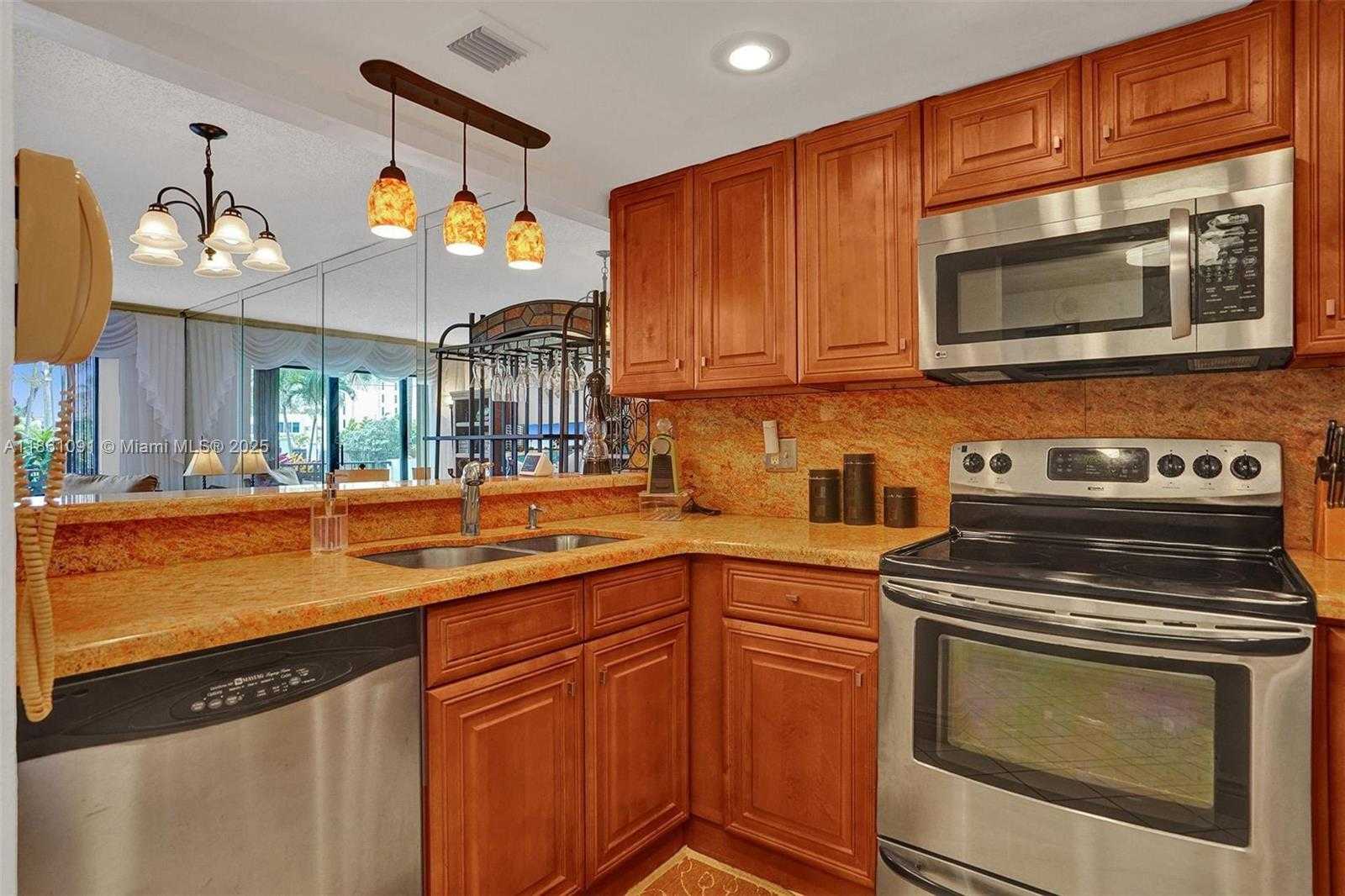 Small Image of 1201 SOUTH OCEAN DR #104N, Hollywood Number 7
