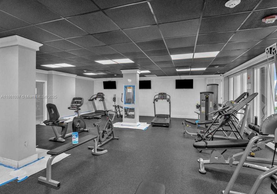 Small Image of 1865 79TH ST CSWY #6N, North Bay Village Number 30