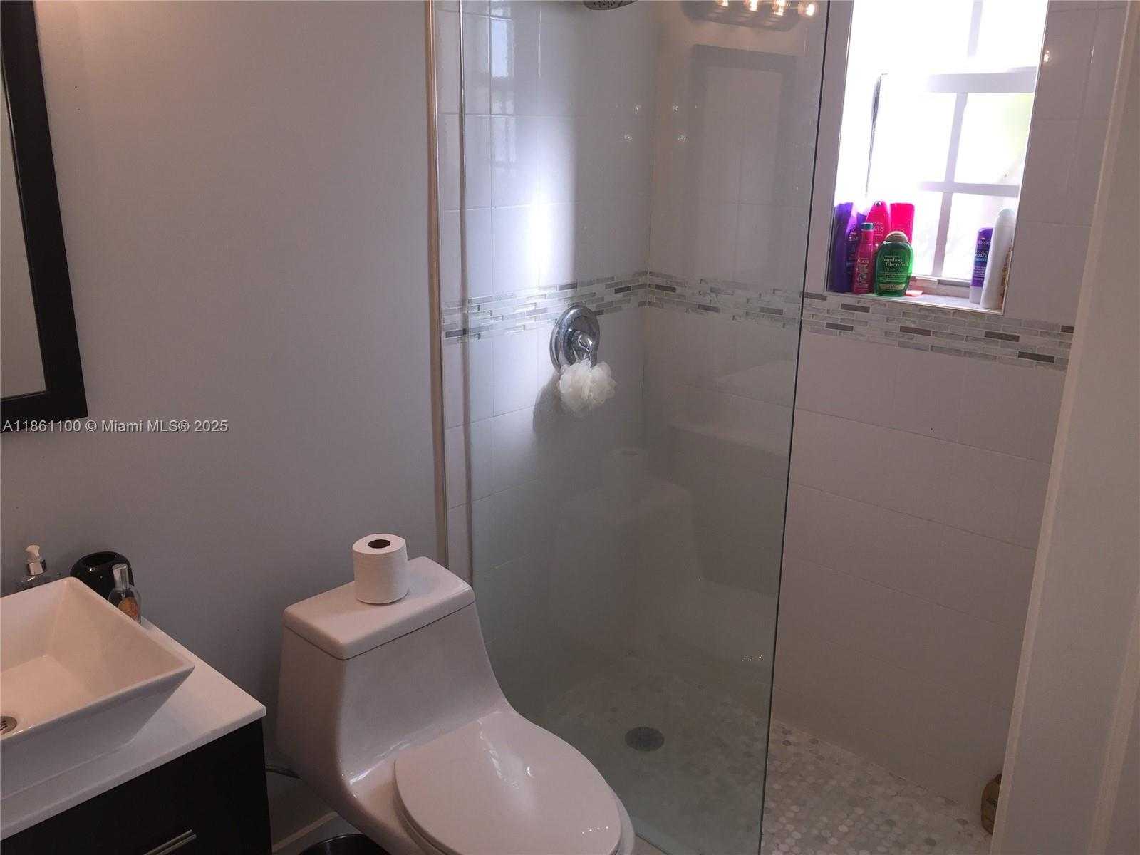 Small Image of 1620 PENNSYLVANIA AVE #206, Miami Beach Number 13