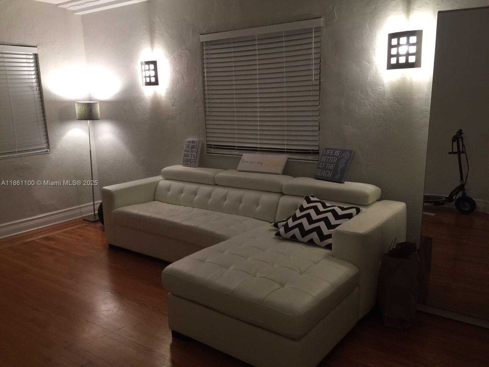 Small Image of 1620 PENNSYLVANIA AVE #206, Miami Beach Number 6