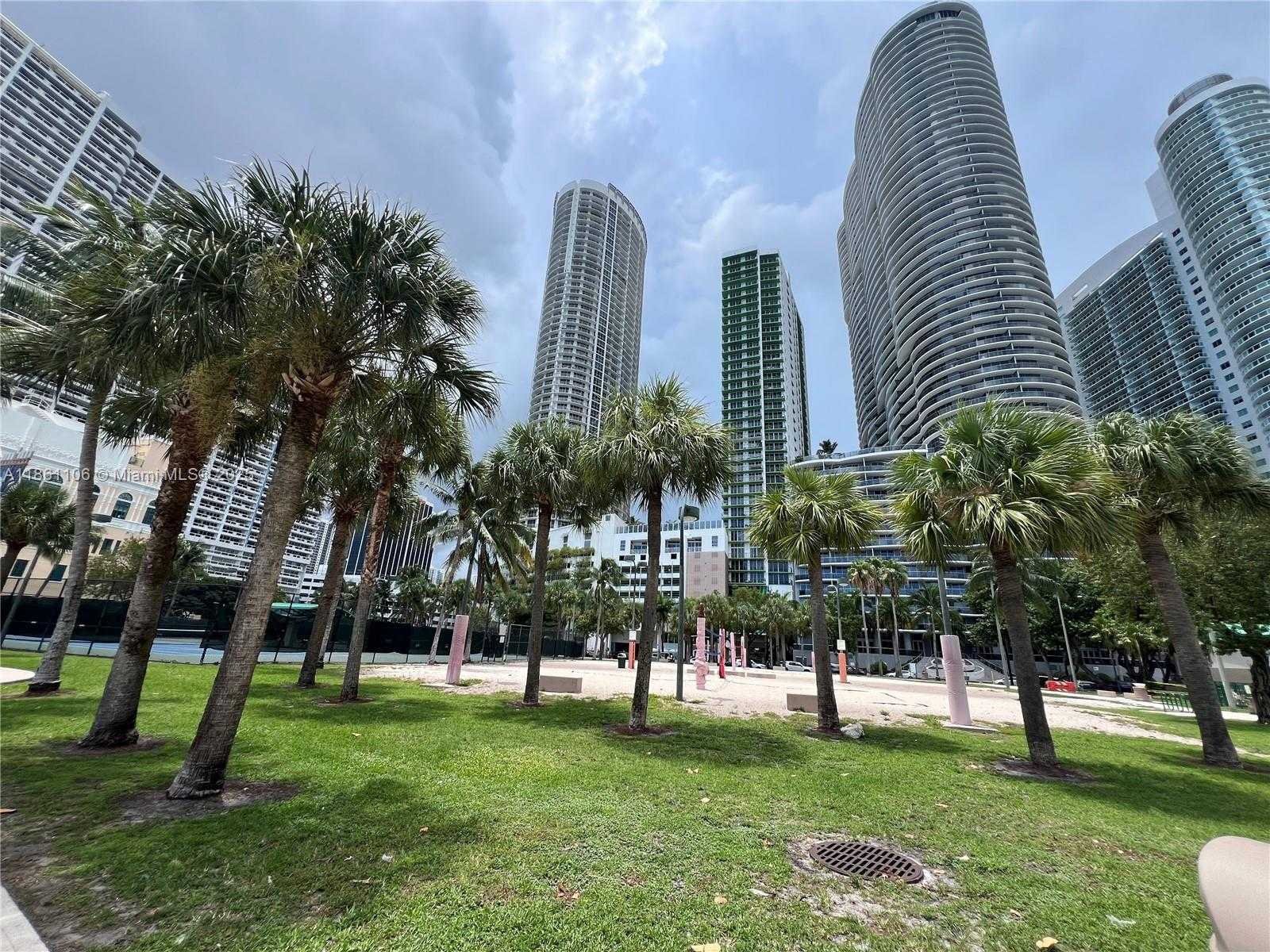 Small Image of 1750 NORTH BAYSHORE #1411, Miami Number 25