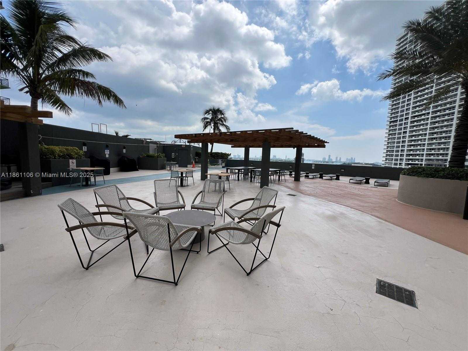 Small Image of 1750 NORTH BAYSHORE #1411, Miami Number 27