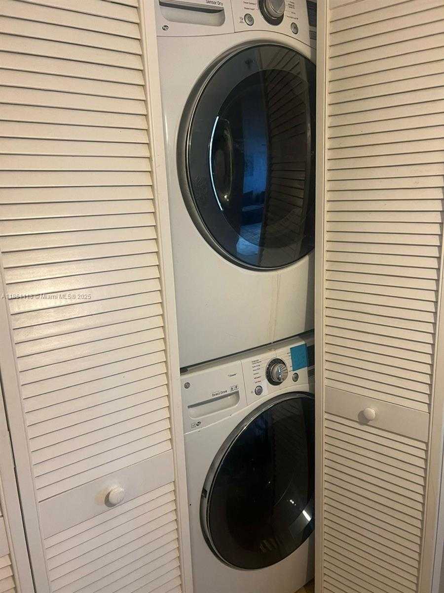 Small Image of 19601 EAST COUNTRY CLUB DR #7308, Aventura Number 13