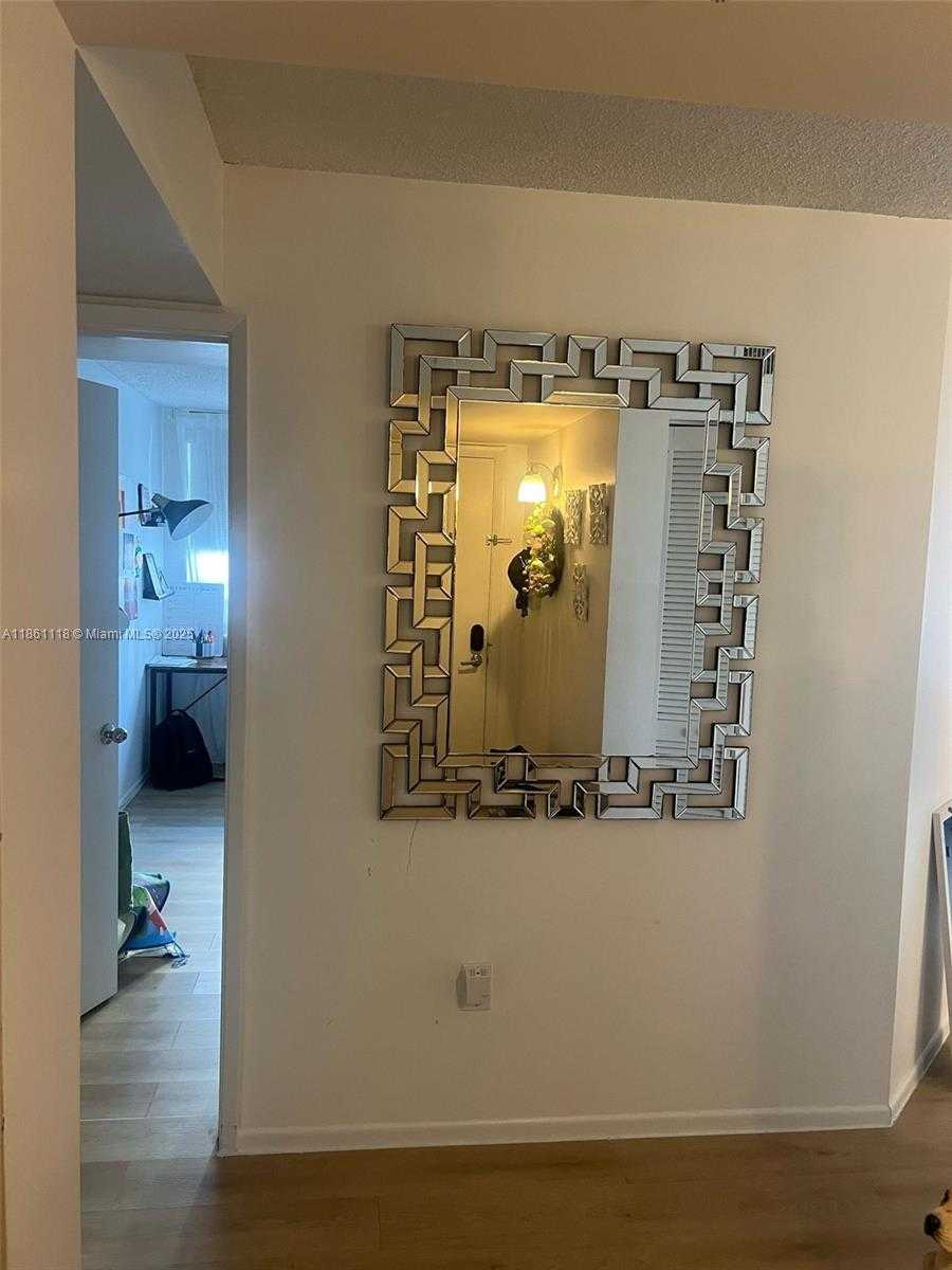 Small Image of 19601 EAST COUNTRY CLUB DR #7308, Aventura Number 14