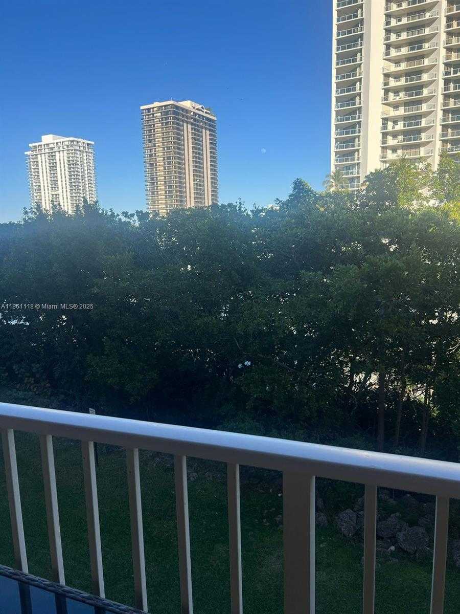Small Image of 19601 EAST COUNTRY CLUB DR #7308, Aventura Number 2