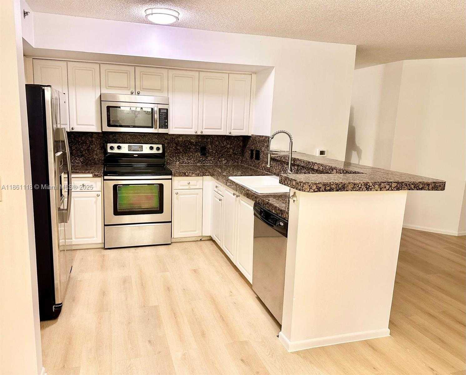 Small Image of 19601 EAST COUNTRY CLUB DR #7308, Aventura Number 20