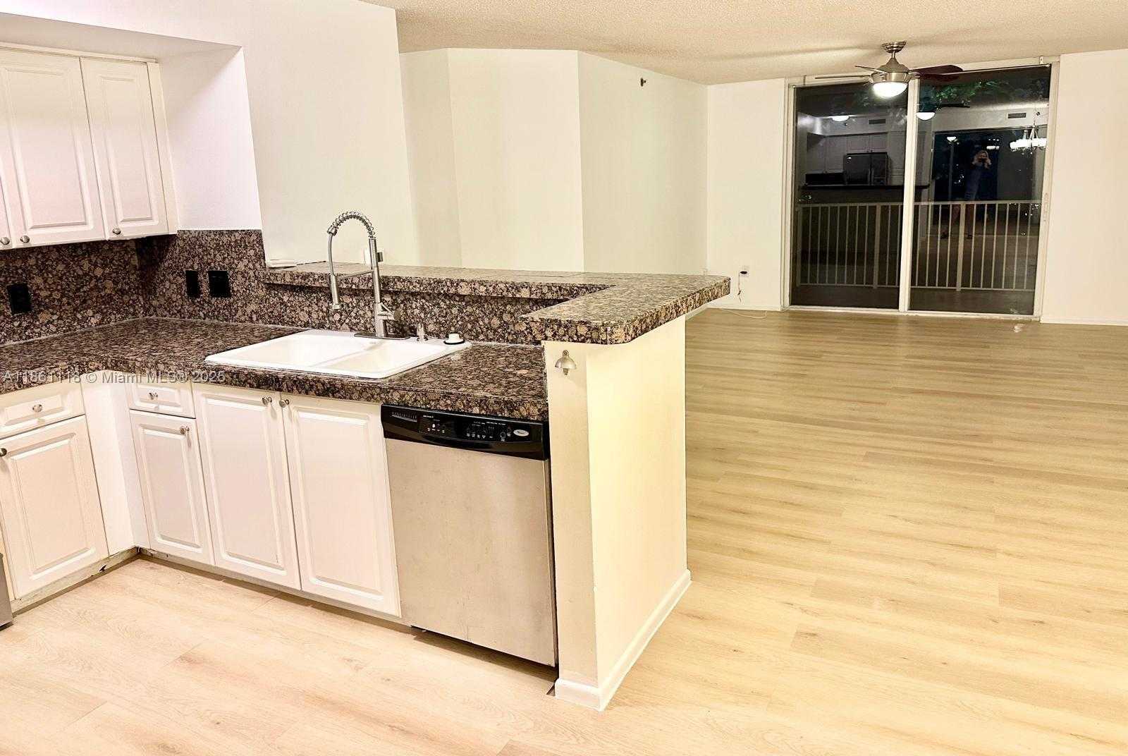 Small Image of 19601 EAST COUNTRY CLUB DR #7308, Aventura Number 22