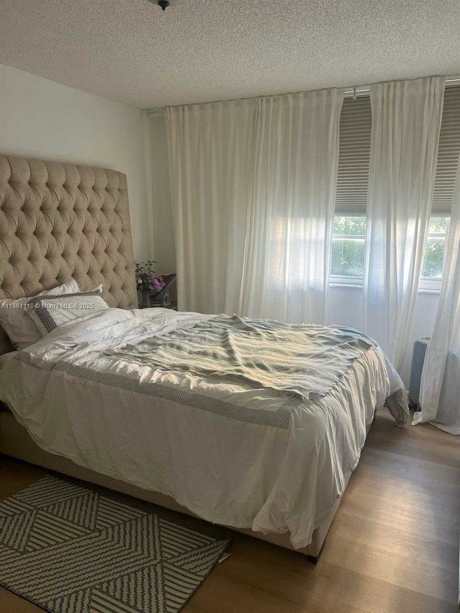 Small Image of 19601 EAST COUNTRY CLUB DR #7308, Aventura Number 25