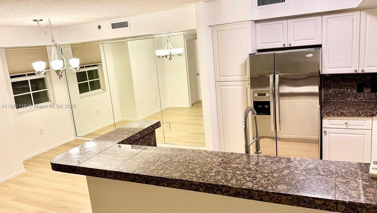 Small Image of 19601 EAST COUNTRY CLUB DR #7308, Aventura Number 5
