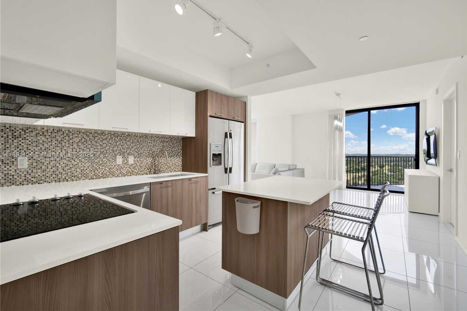 Small Image of 5300 PASEO BLVD #1202, Doral Number 2
