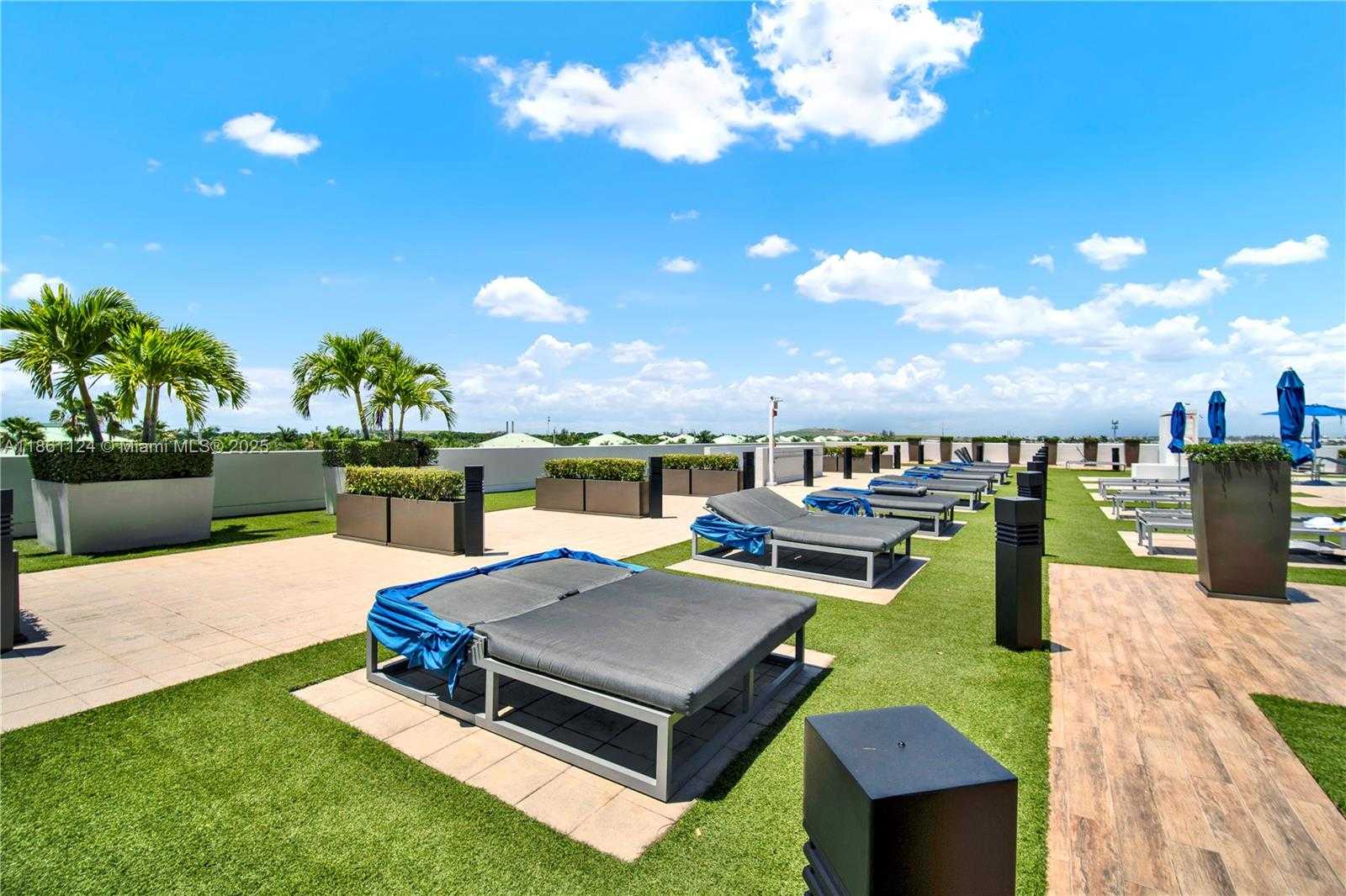 Small Image of 5300 PASEO BLVD #1202, Doral Number 41
