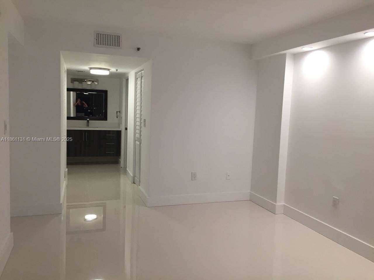 Small Image of 210 174TH ST #1003, Sunny Isles Beach Number 16