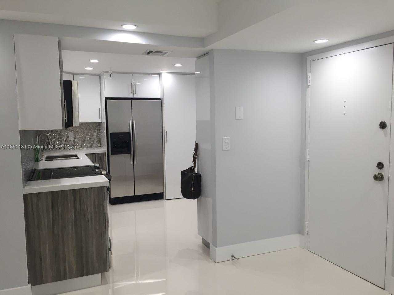 Small Image of 210 174TH ST #1003, Sunny Isles Beach Number 2