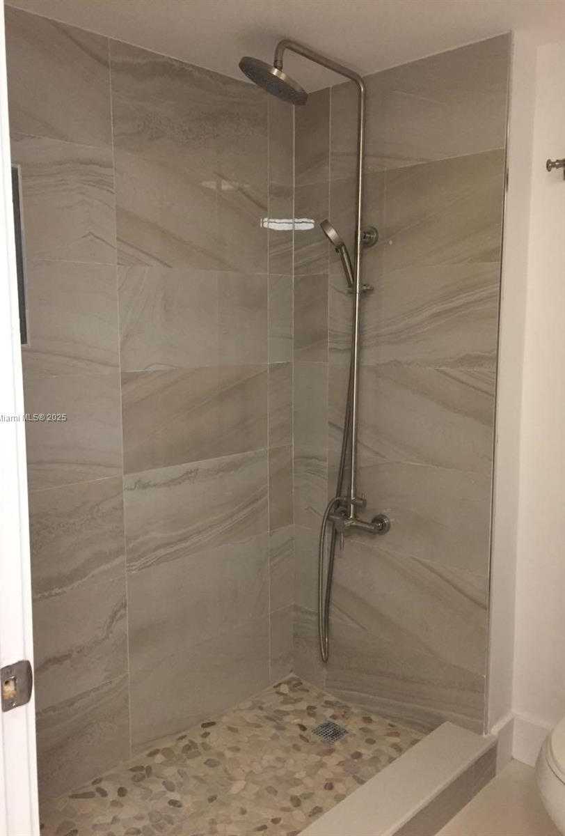 Small Image of 210 174TH ST #1003, Sunny Isles Beach Number 20