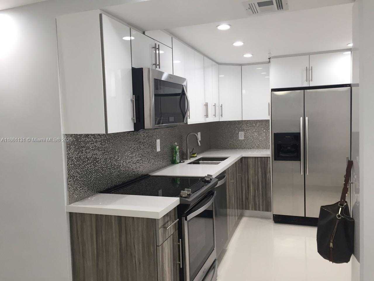 Small Image of 210 174TH ST #1003, Sunny Isles Beach Number 4
