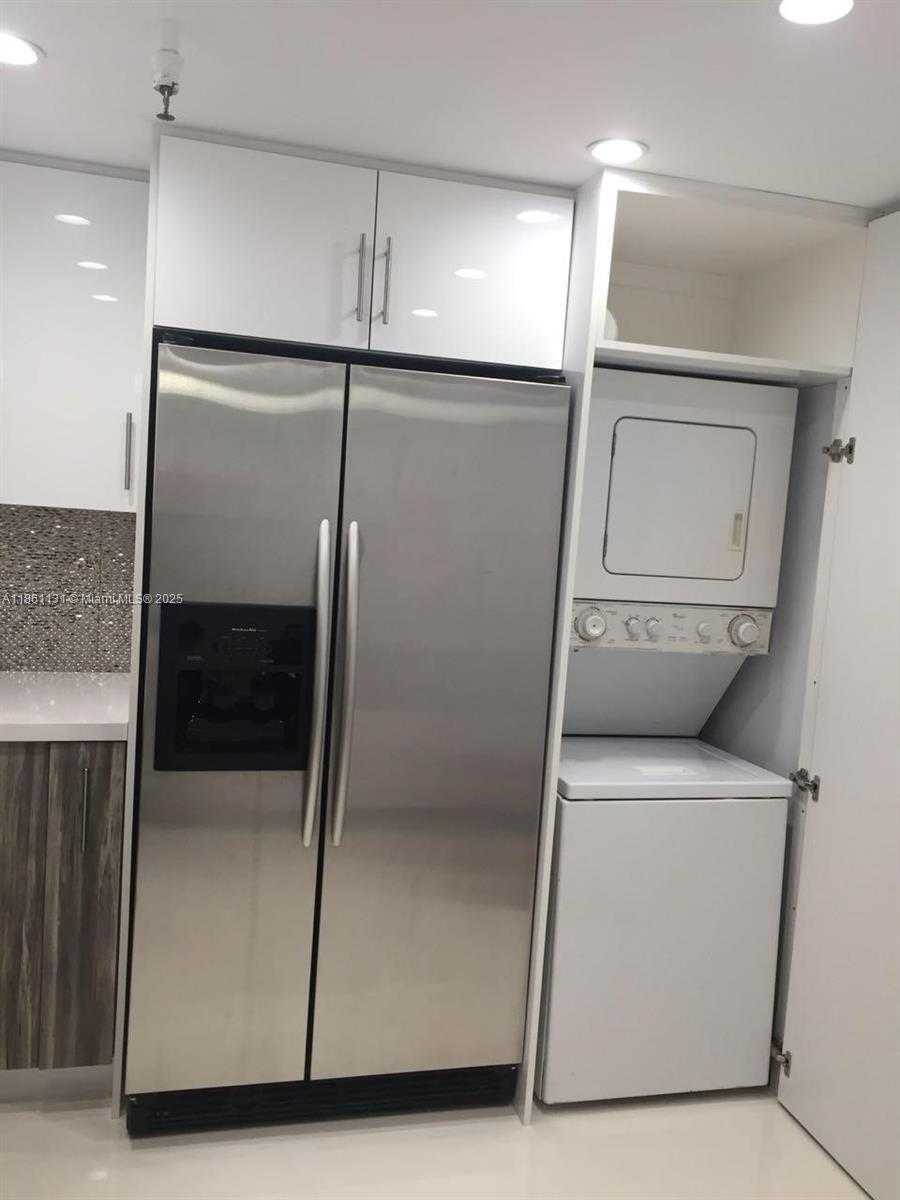 Small Image of 210 174TH ST #1003, Sunny Isles Beach Number 5
