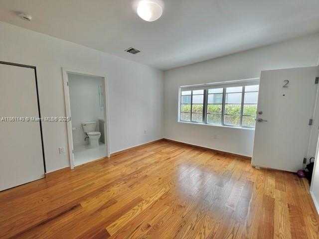 Small Image of 1521 EUCLID AVE #2, Miami Beach Number 5