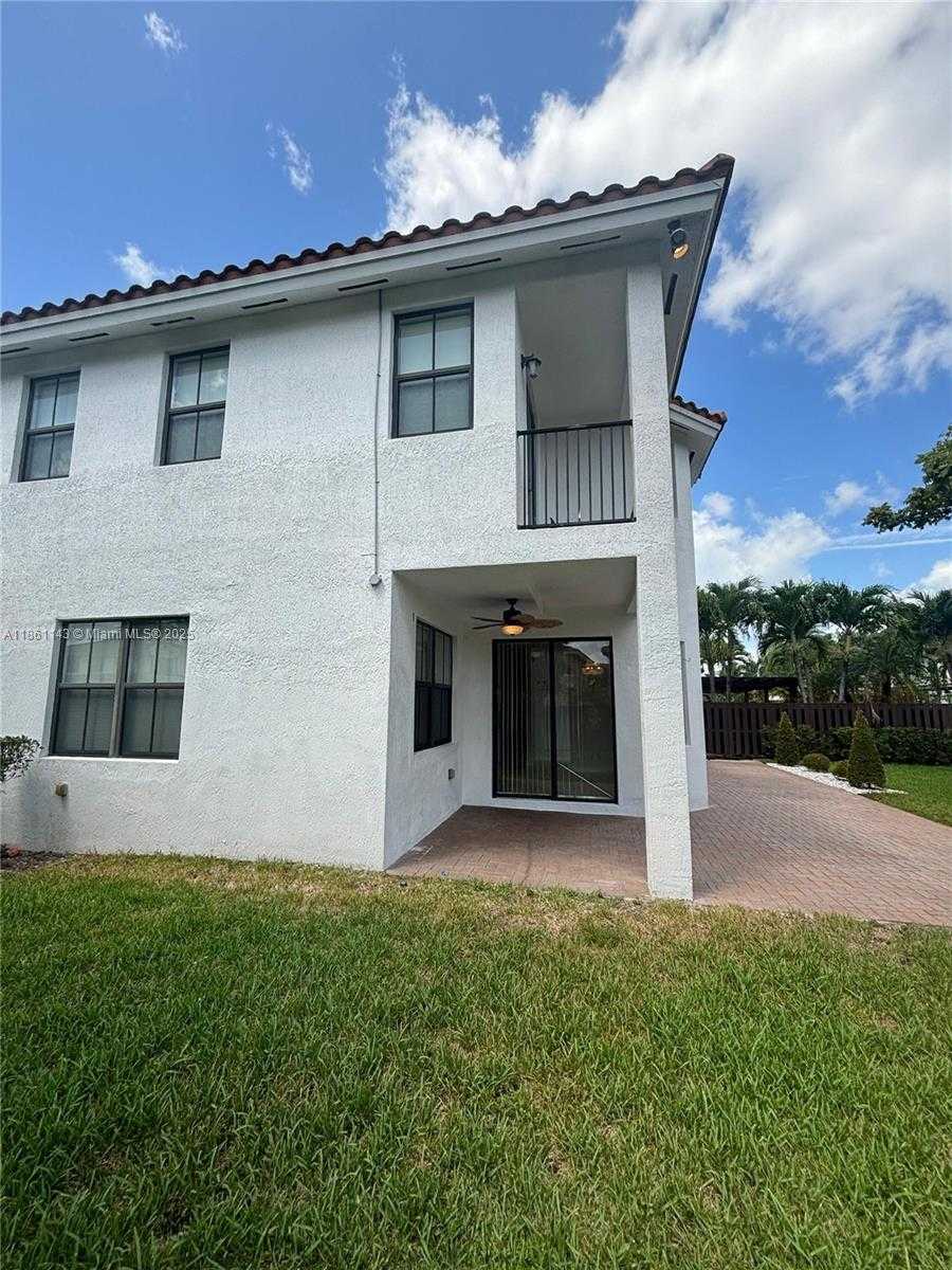 Small Image of 9713 NORTH WEST 8TH TER, Miami Number 9