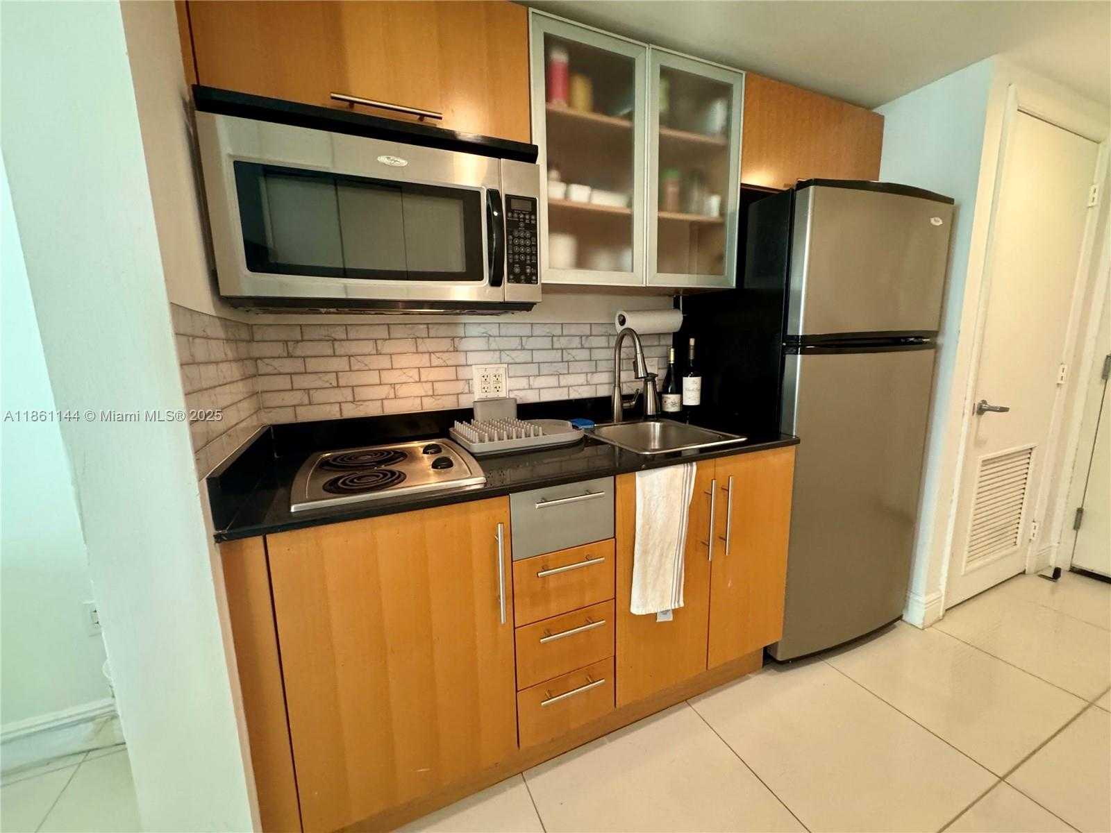 Small Image of 1750 NORTH BAYSHORE DR #1907, Miami Number 5