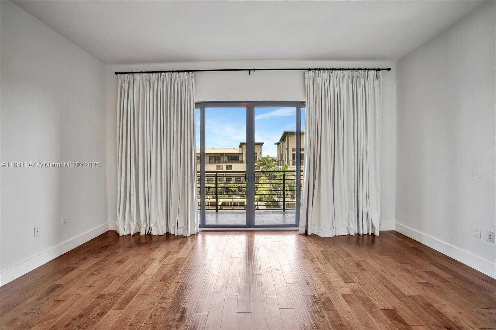 Small Image of 164 SOUTH EAST 4TH TER, Pompano Beach Number 21