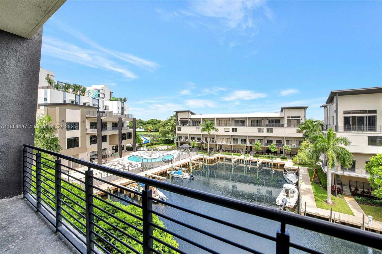 Small Image of 164 SOUTH EAST 4TH TER, Pompano Beach Number 28