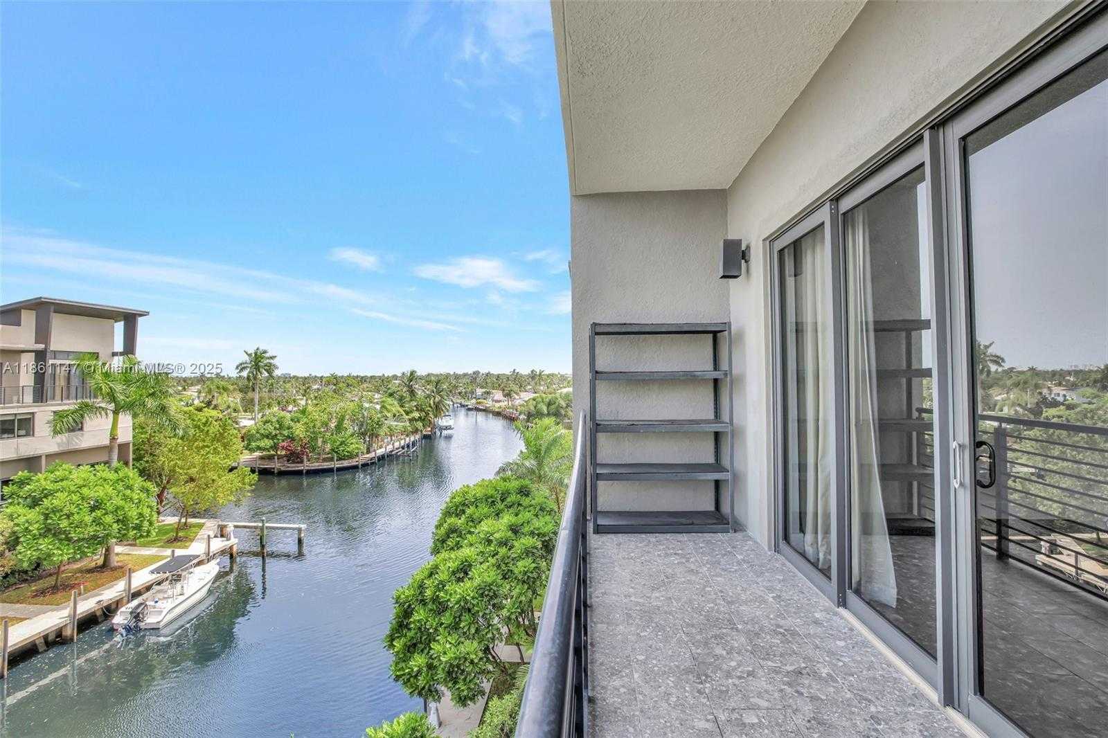 Small Image of 164 SOUTH EAST 4TH TER, Pompano Beach Number 29