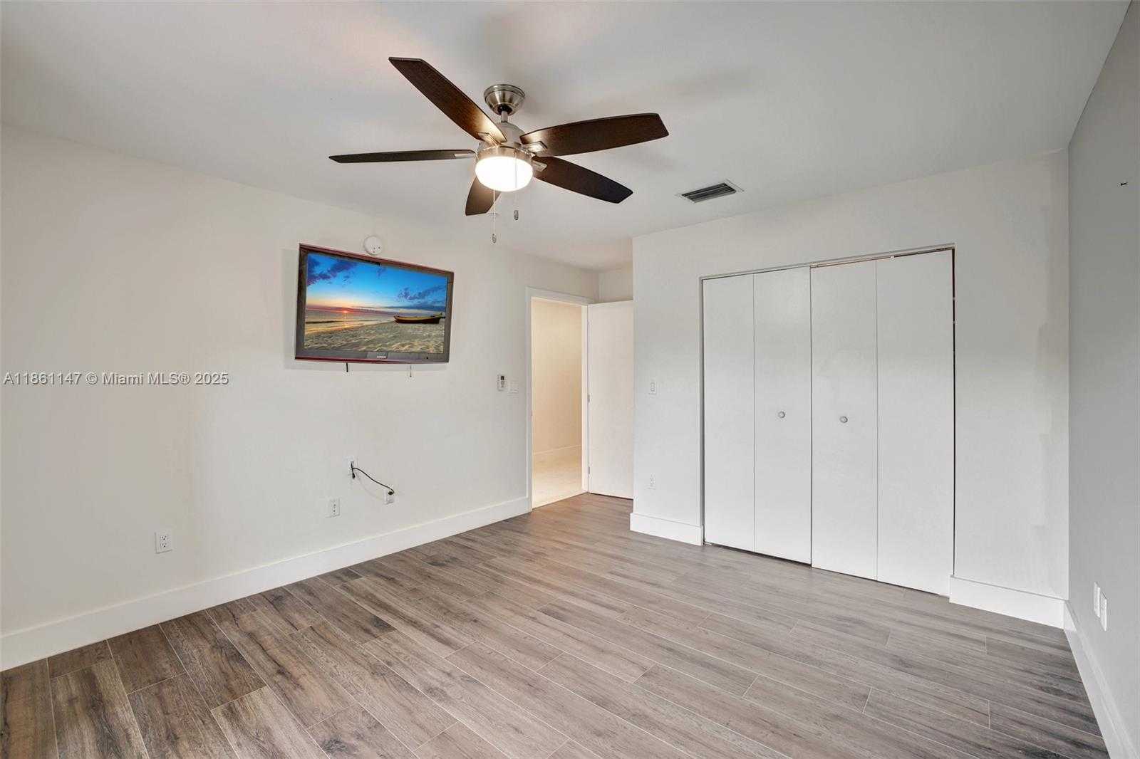 Small Image of 164 SOUTH EAST 4TH TER, Pompano Beach Number 33