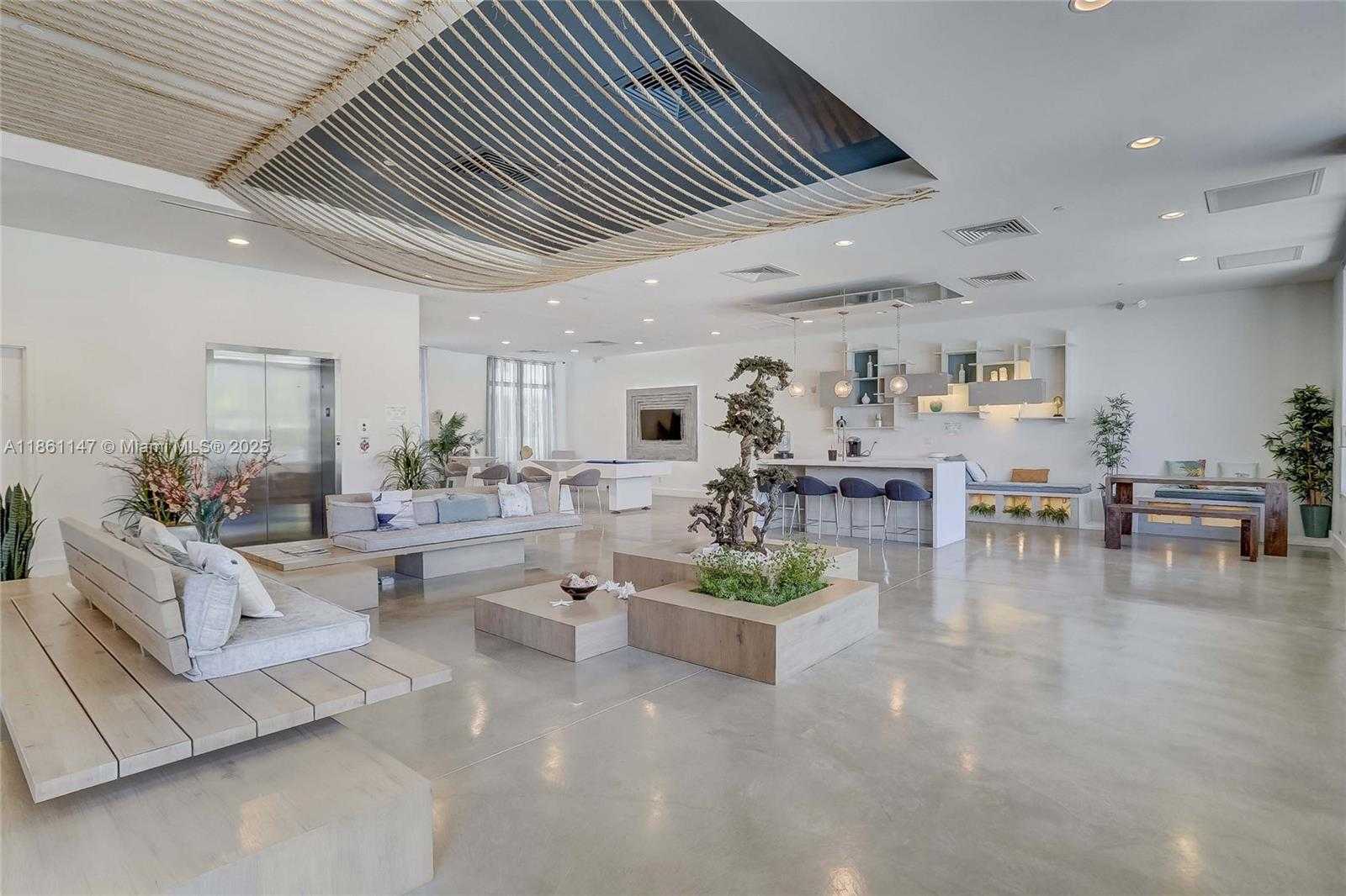 Small Image of 164 SOUTH EAST 4TH TER, Pompano Beach Number 53